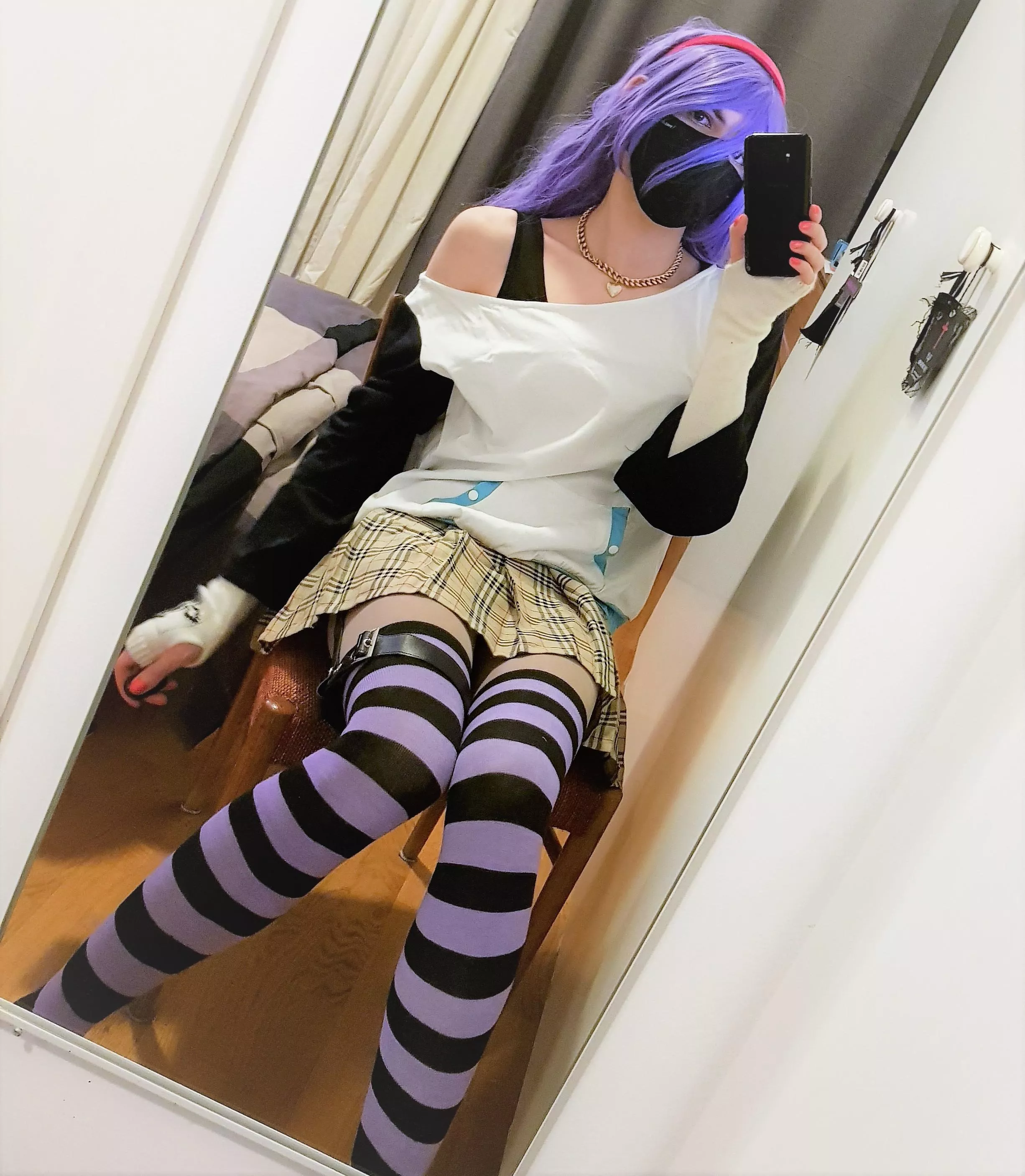 If you know who's this character you can consider yourself my friend 😊👌