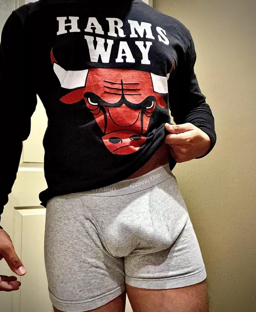 Just here to show of my favorite band tee and some other stuff