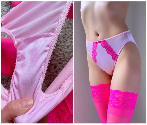 Just took some pics and I found a little shiny spot inside after… 💦😍