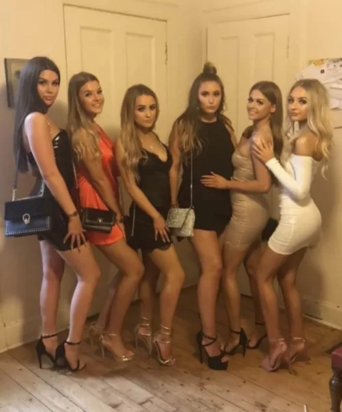 Lauren, Nicole, Becky, Taylor, Kristen, Melissa