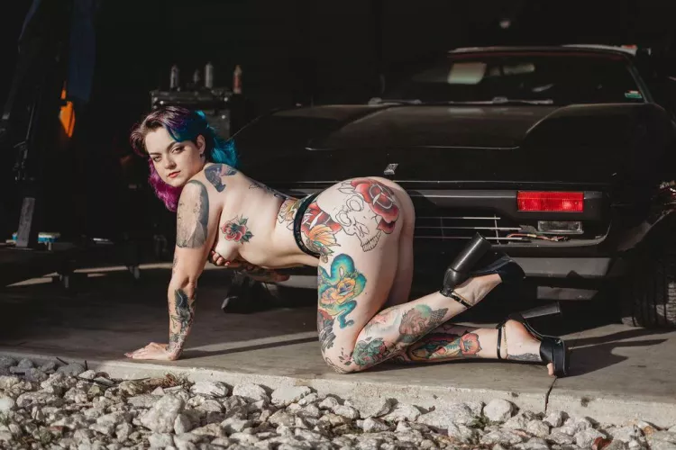 Mommy got hot at the body shop 😇