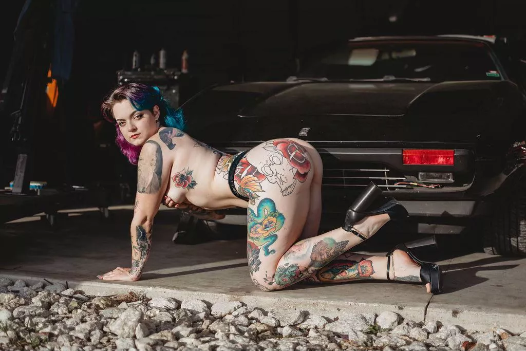 Mommy got hot at the body shop 😇