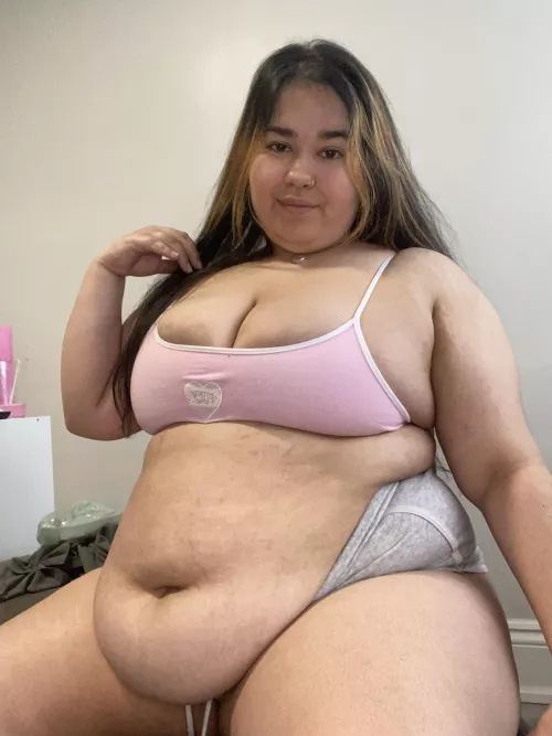 my clothes can’t keep up with my weight gain!!