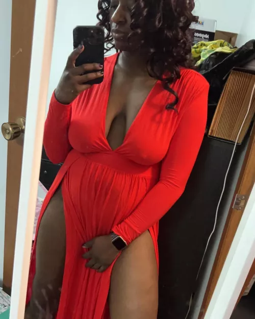 My Friend's Saggy Cleavage