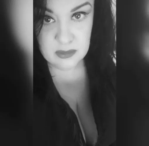 My idea of classy sexy...black &white photo, bedroom eyes and cleavage for miles...