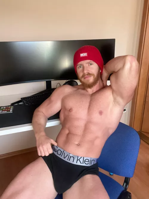 My legs are strong 💪 wanna touch them?