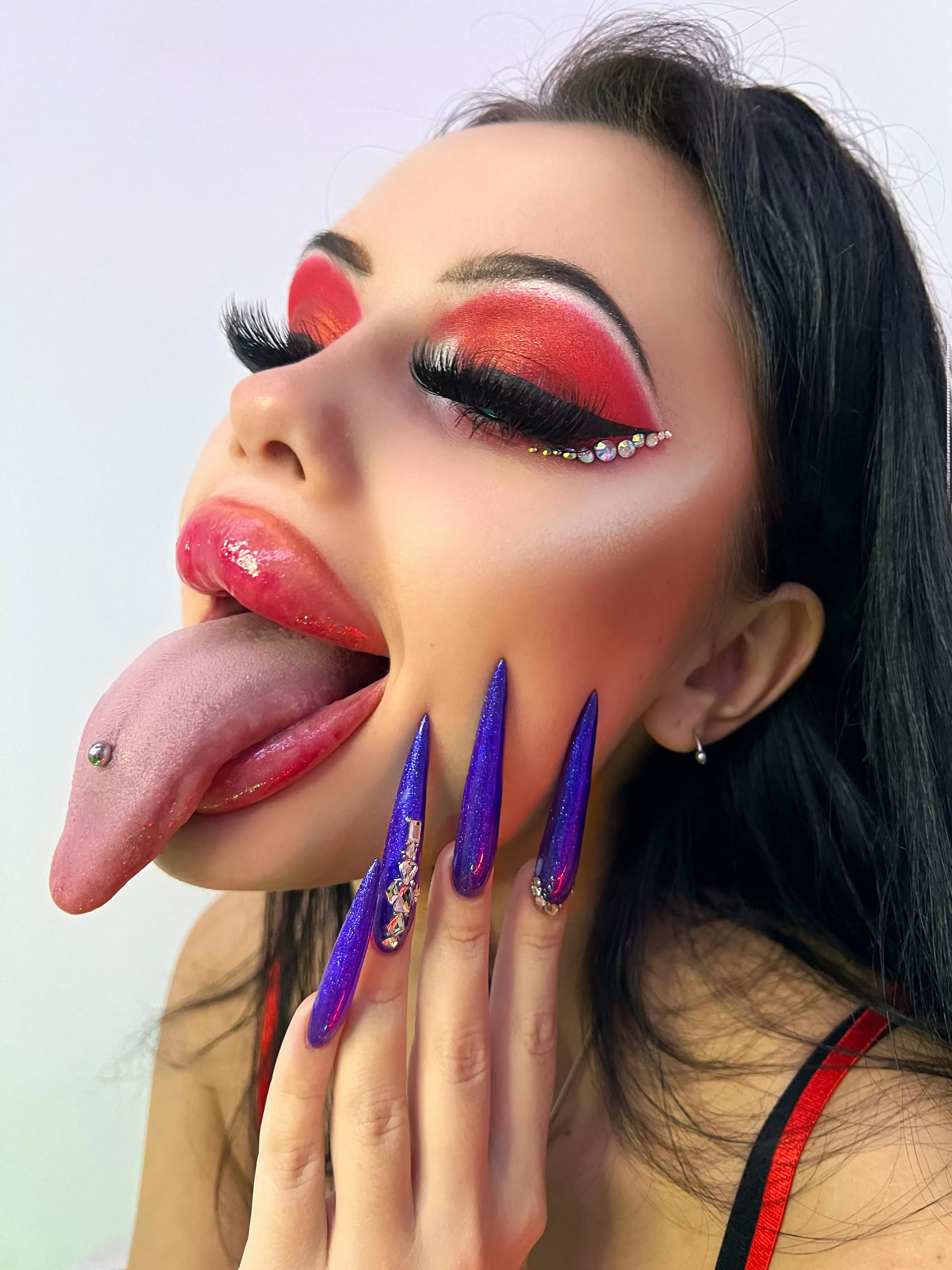 My long tongue and red makeup