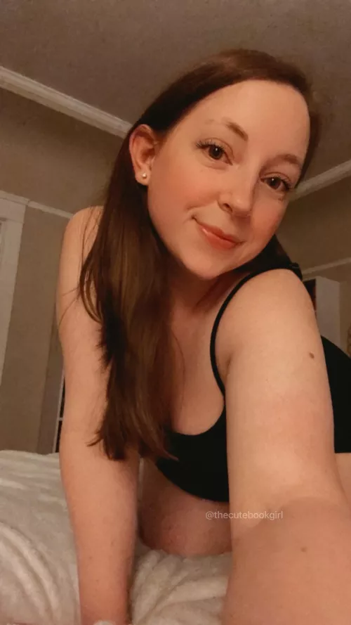 Oops, I just read the most epic sex scene and now I’m soaking wet 🤭