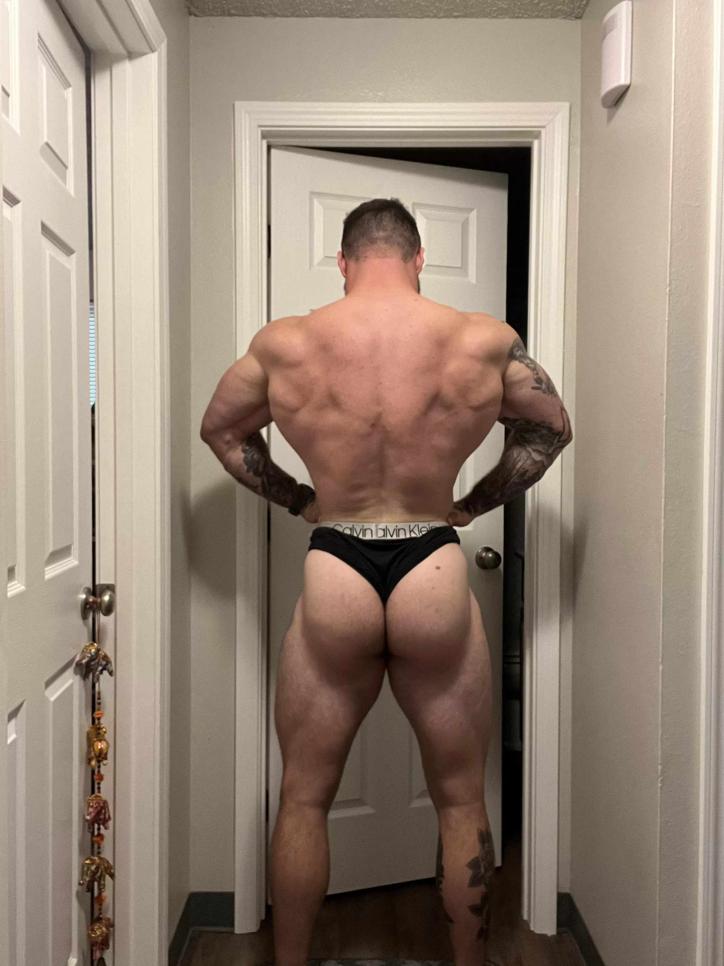 Post back day gone wild😈🍰[m]