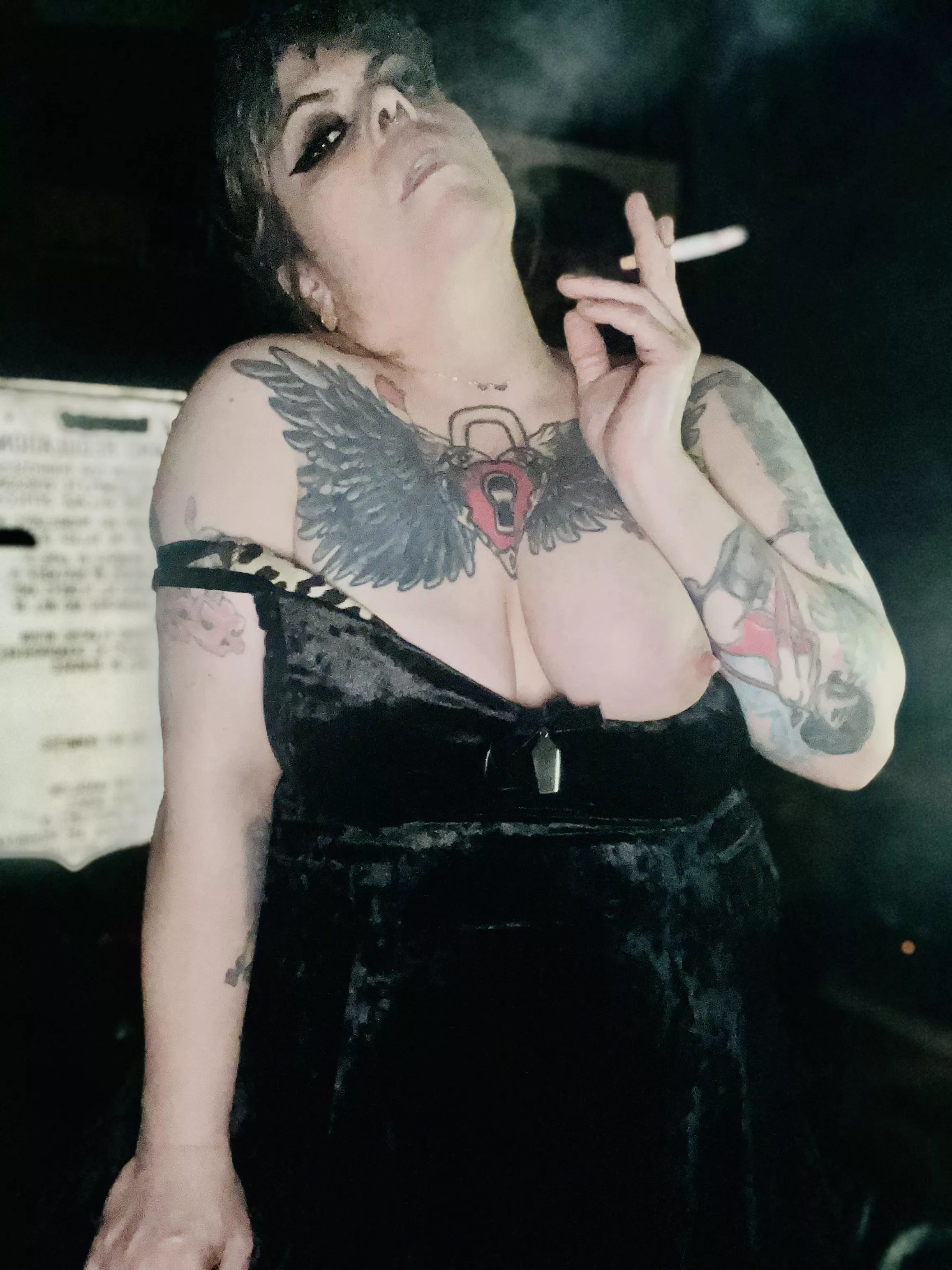 POV me straddling your face 💋