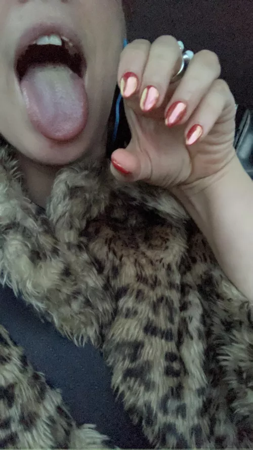 Space for your dick oc