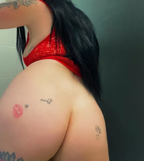 Spank me 😮‍💨