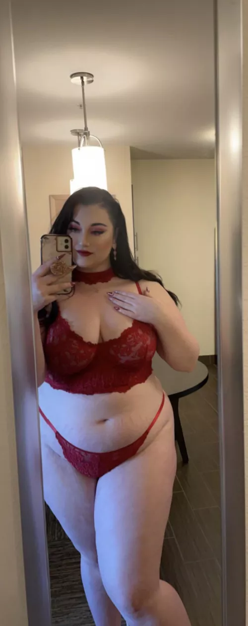 Trying to prove my theory that I don’t need to be naked to turn you on