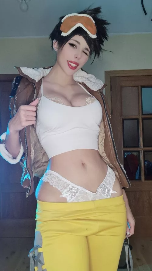 Wanna play Overwatch? Tracer by Kate Key