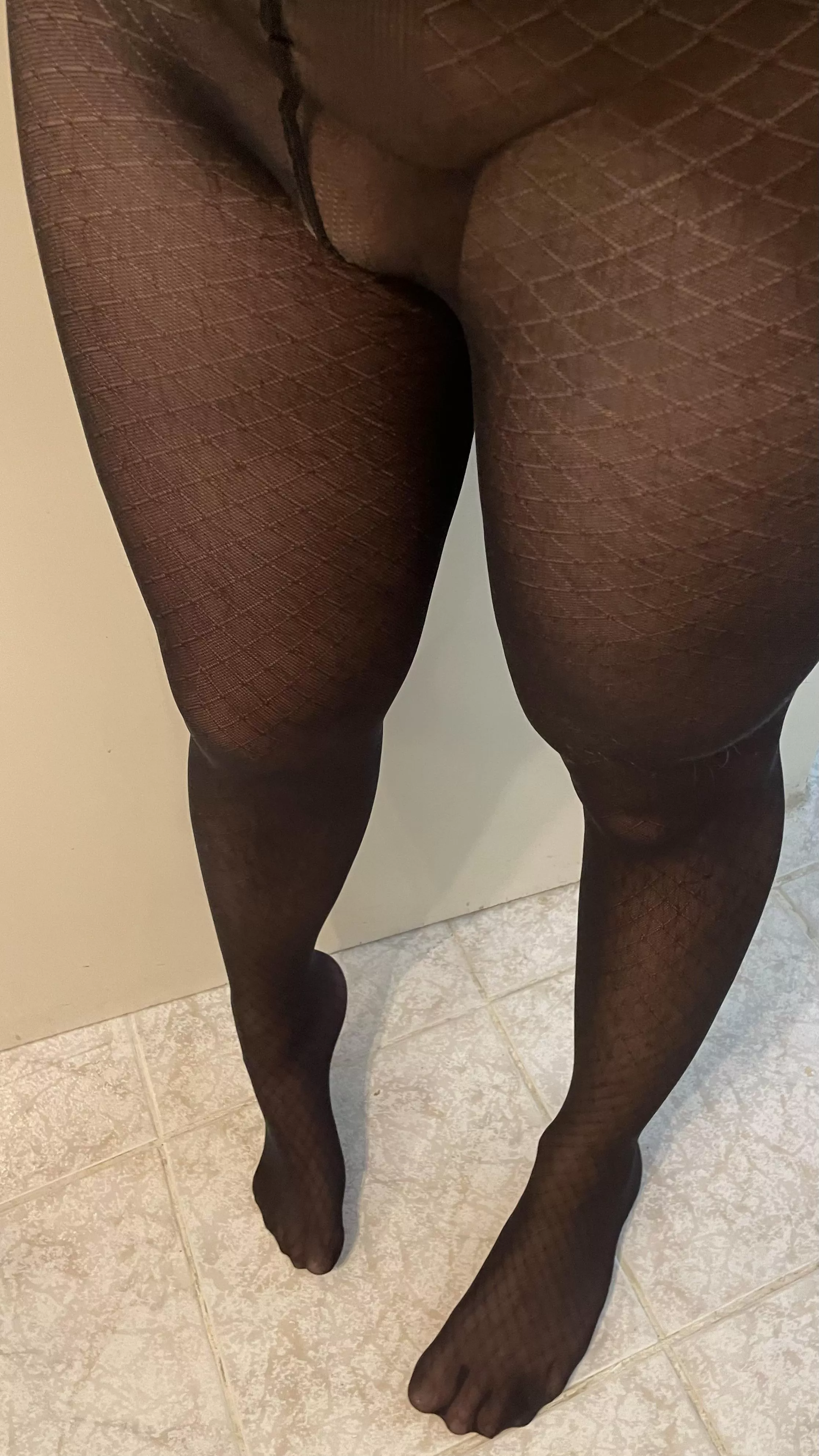 Wearing pantyhose is almost as good as wearing a buttplug ❤️ or not?
