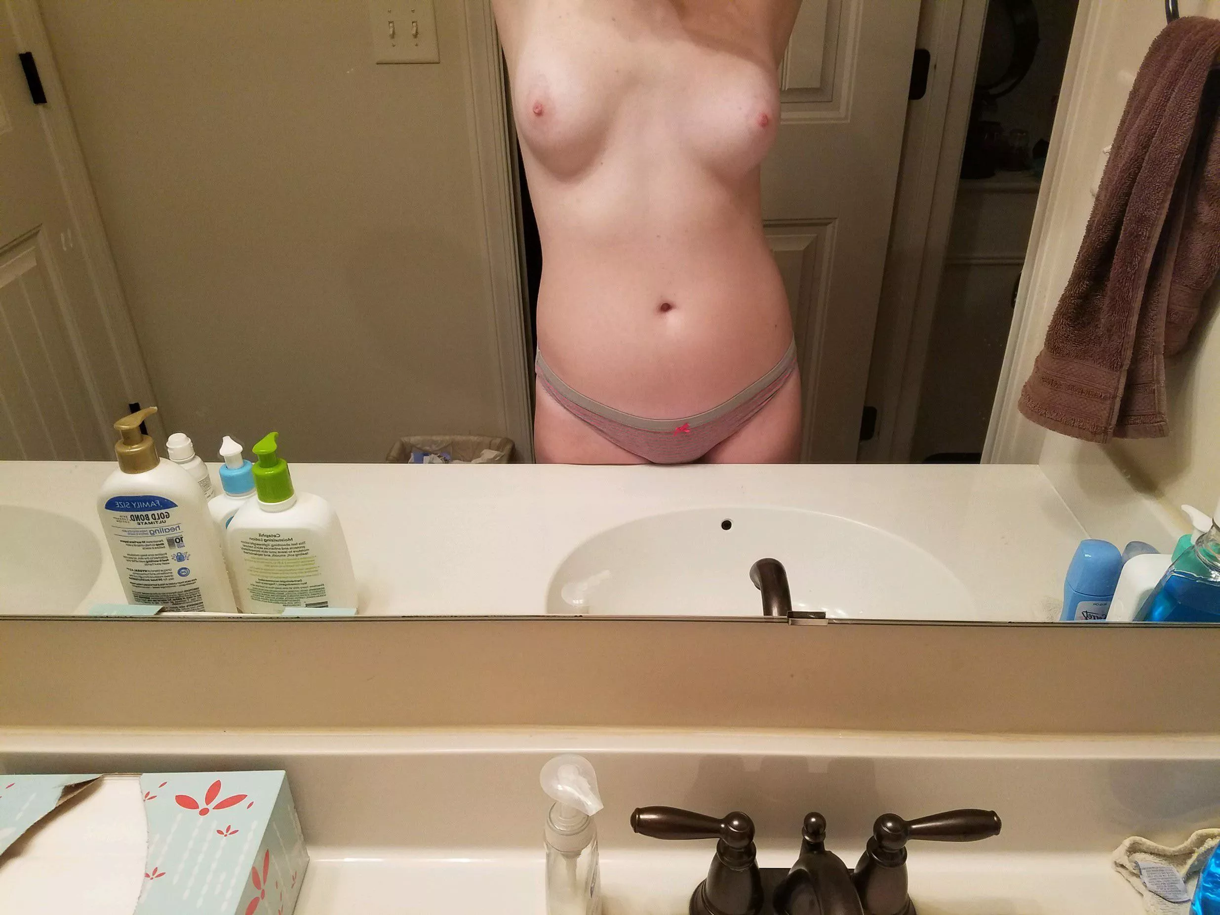What do you think? F, 120, 5’3”