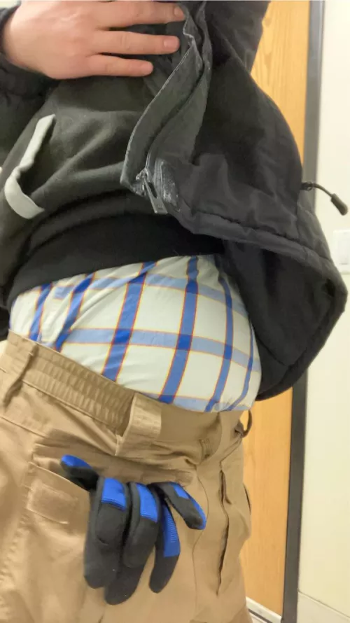 Who else is showing me their boxers today?