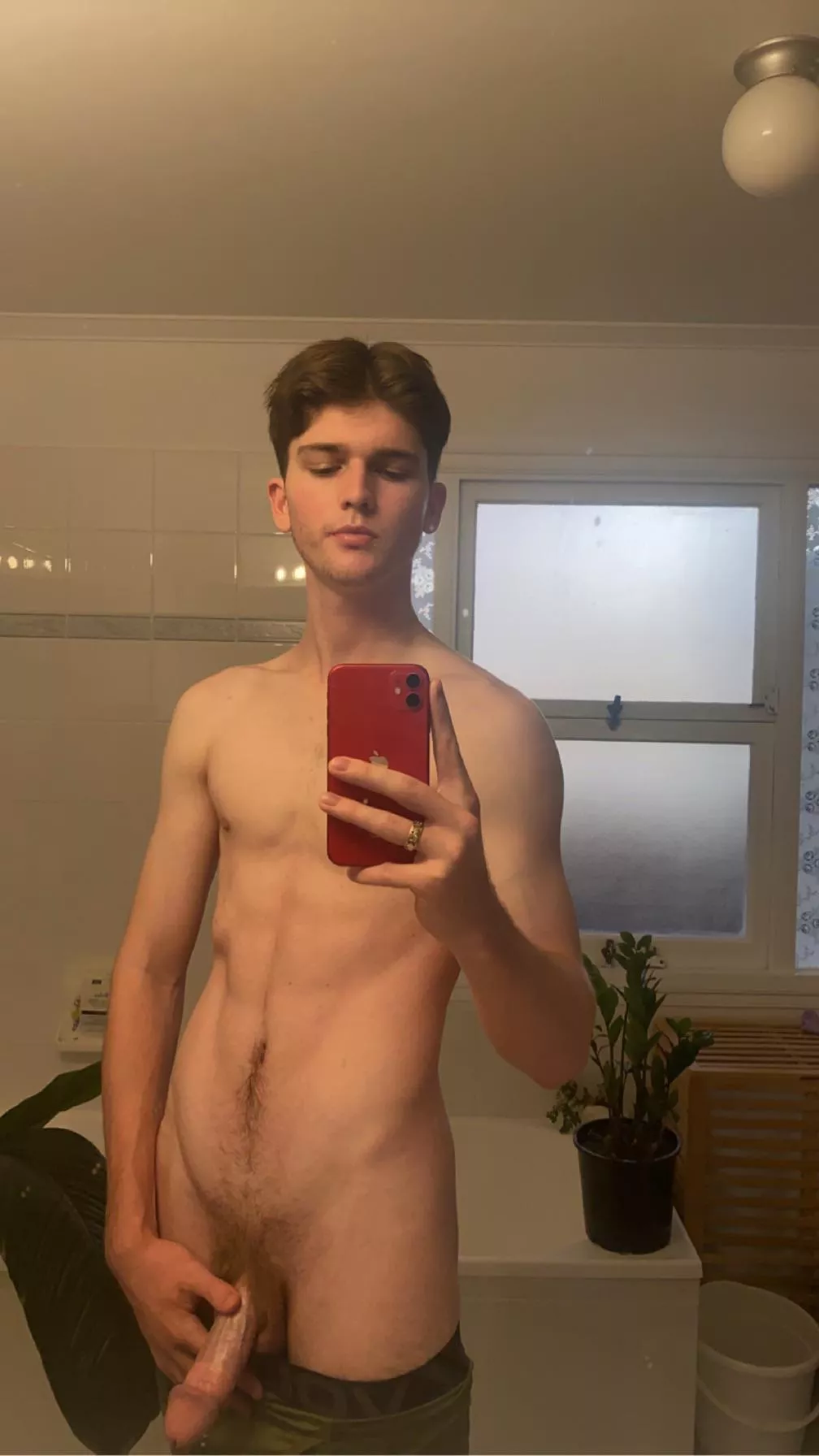 who likes aussie teens