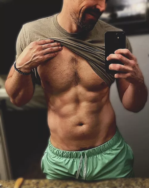 Who wants to come help daddy get wild?