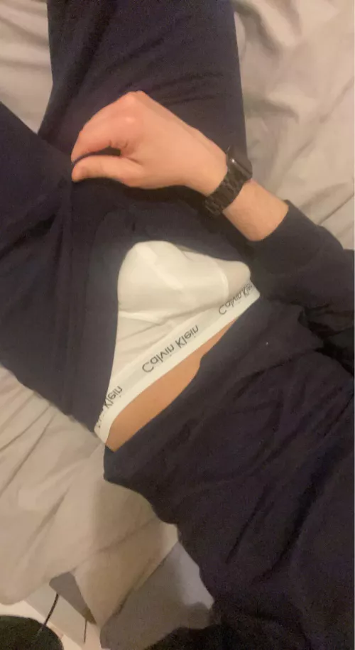 who wants to play overwatch ?