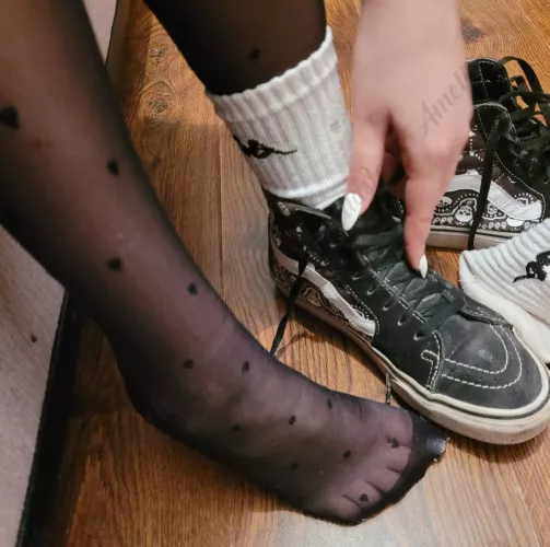 Who wants to see me take them all off? 😋