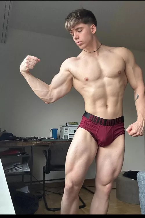 who's coming to get me undressed? DMS open!