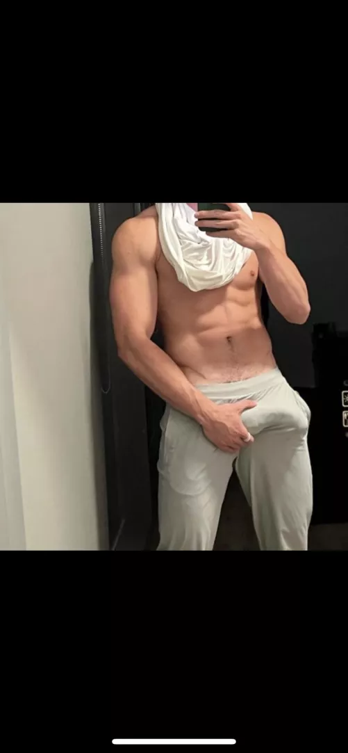 Would you be able to help me get rid of this bulge ?