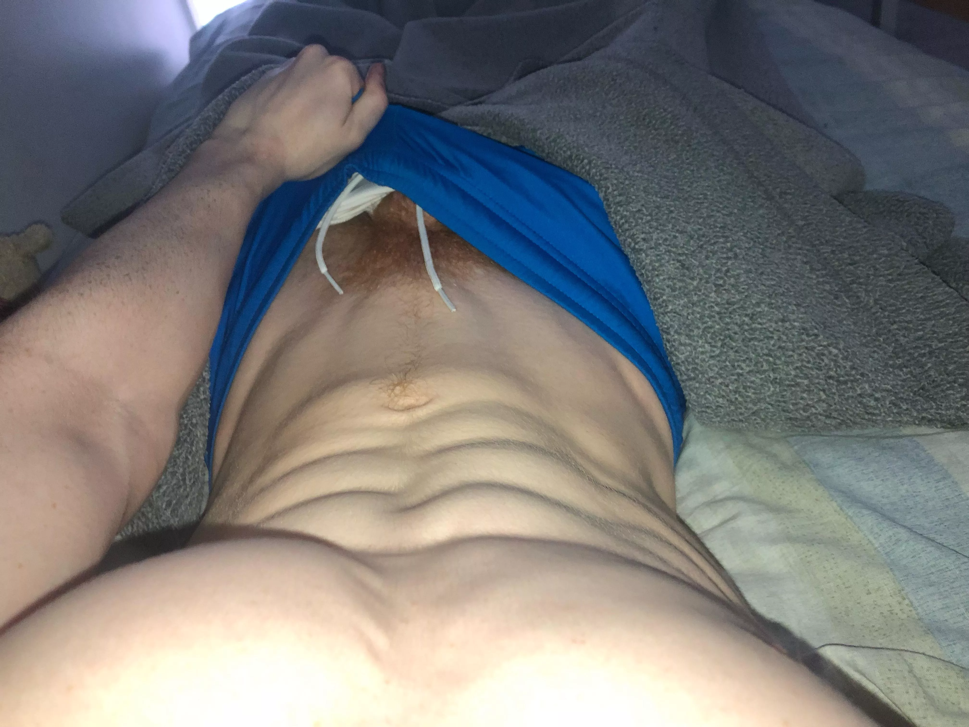 18 from Sweden looking for Fit and hot dudes hmu with Face @shoomo_1