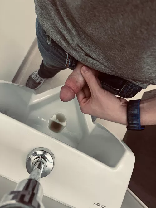 19M - work piss break