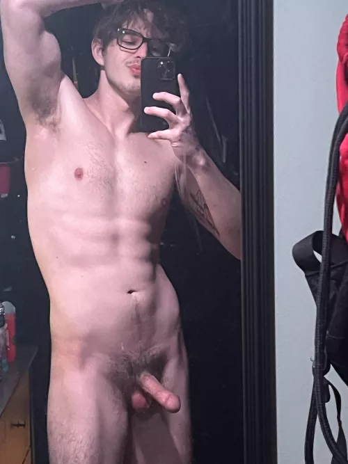 23 straight hmu 👀👀