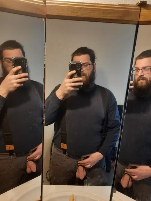 Anyone like the suspenders look? 😉