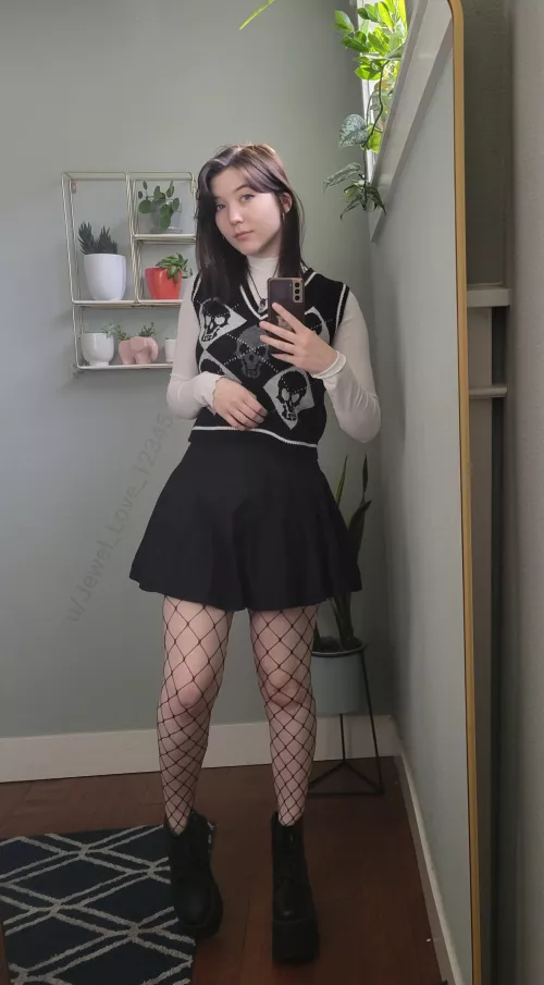 Are legs in fishnets hot?