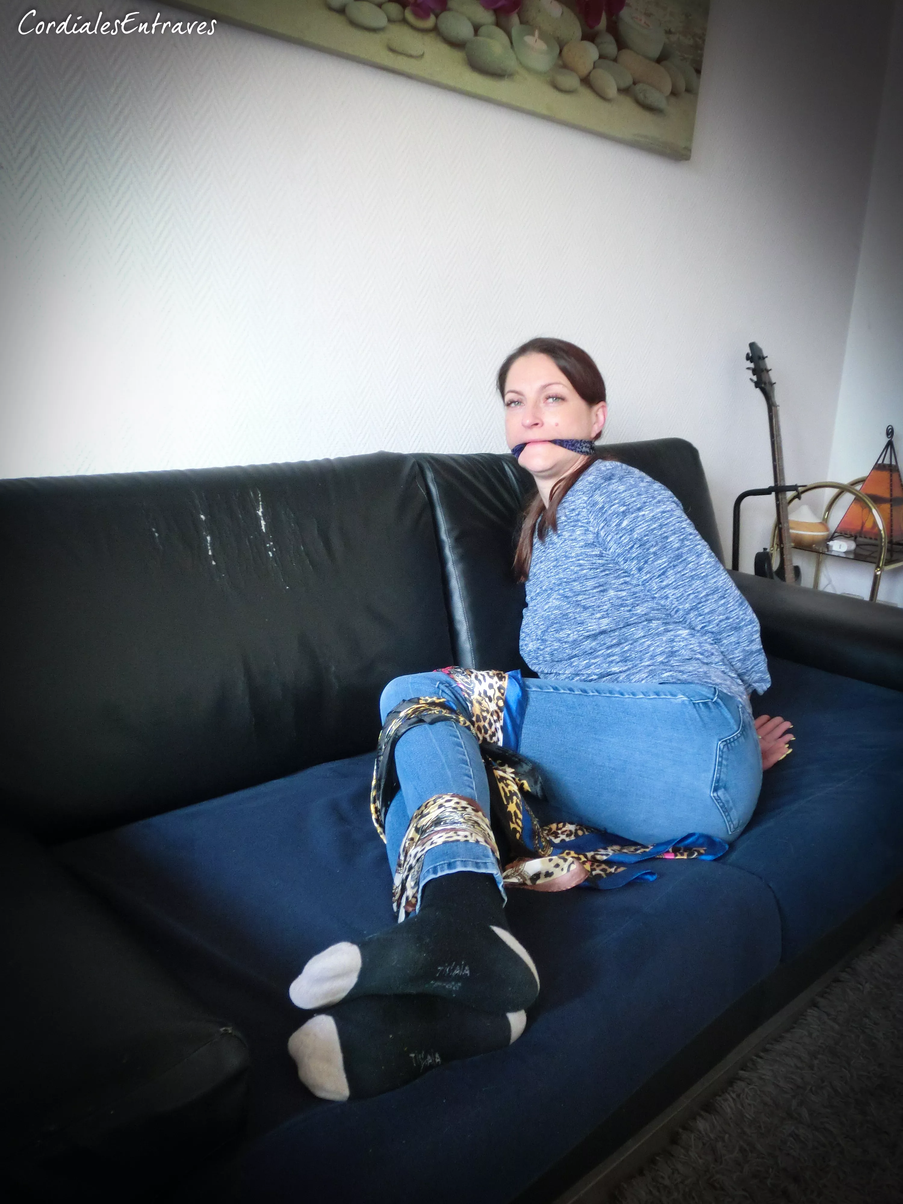 Automne - Tied with Scarves on Sofa