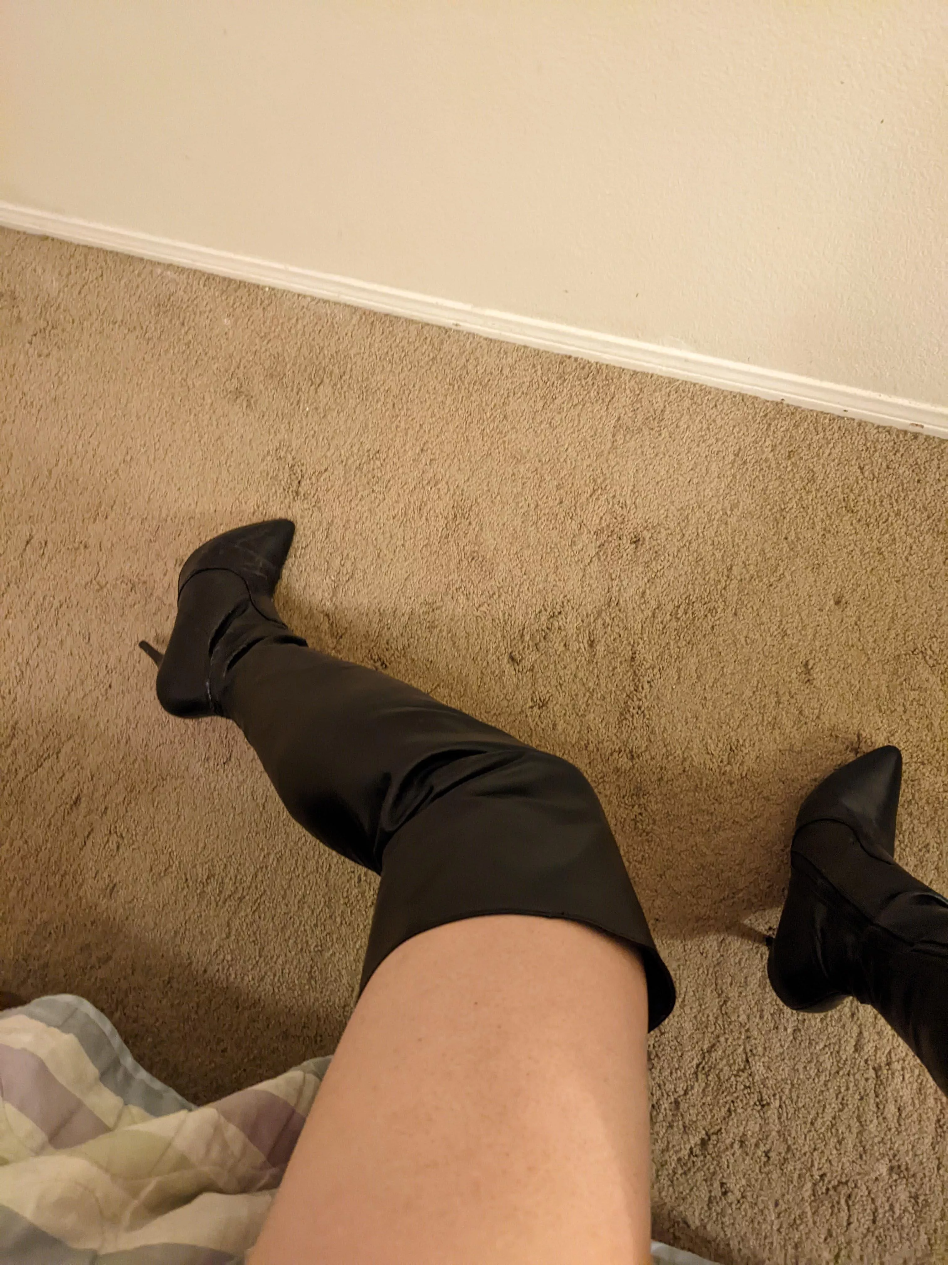 boots keep me warm at night