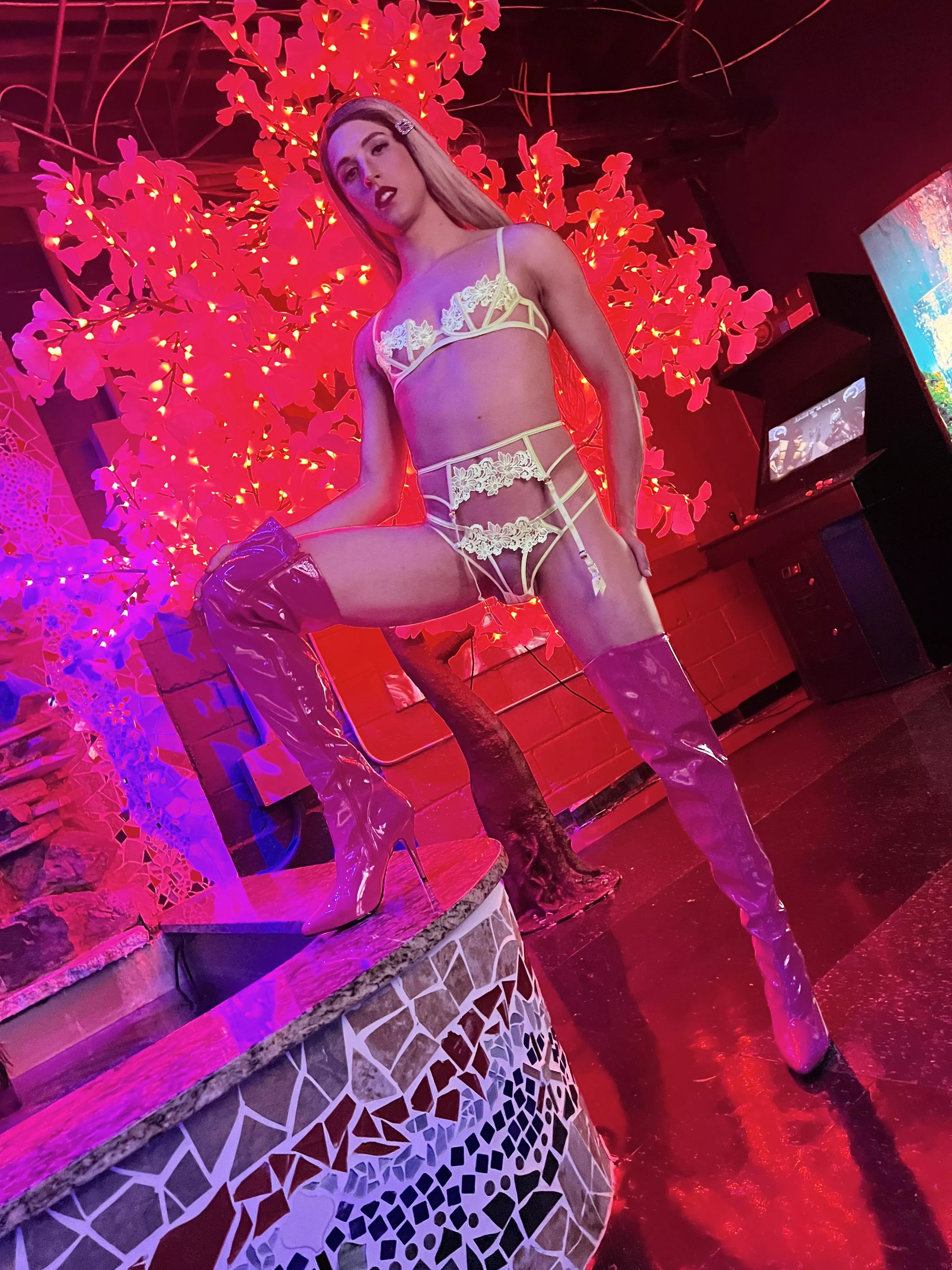 Bow down and kiss my boots 😈