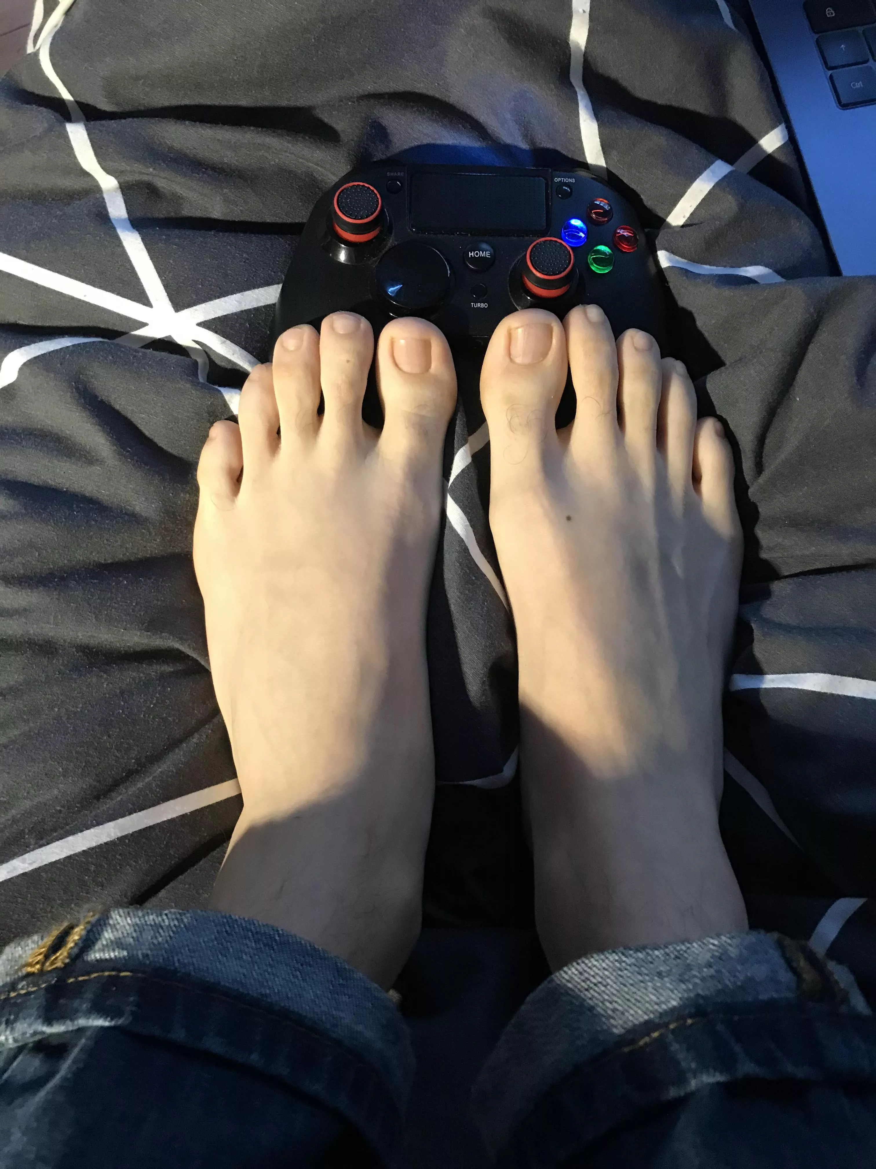 Can you imagine your face and cock being trampled by my feet?