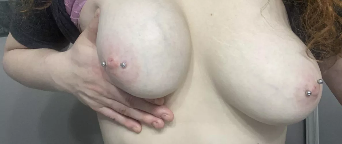 Do we like inverted nipples 😝