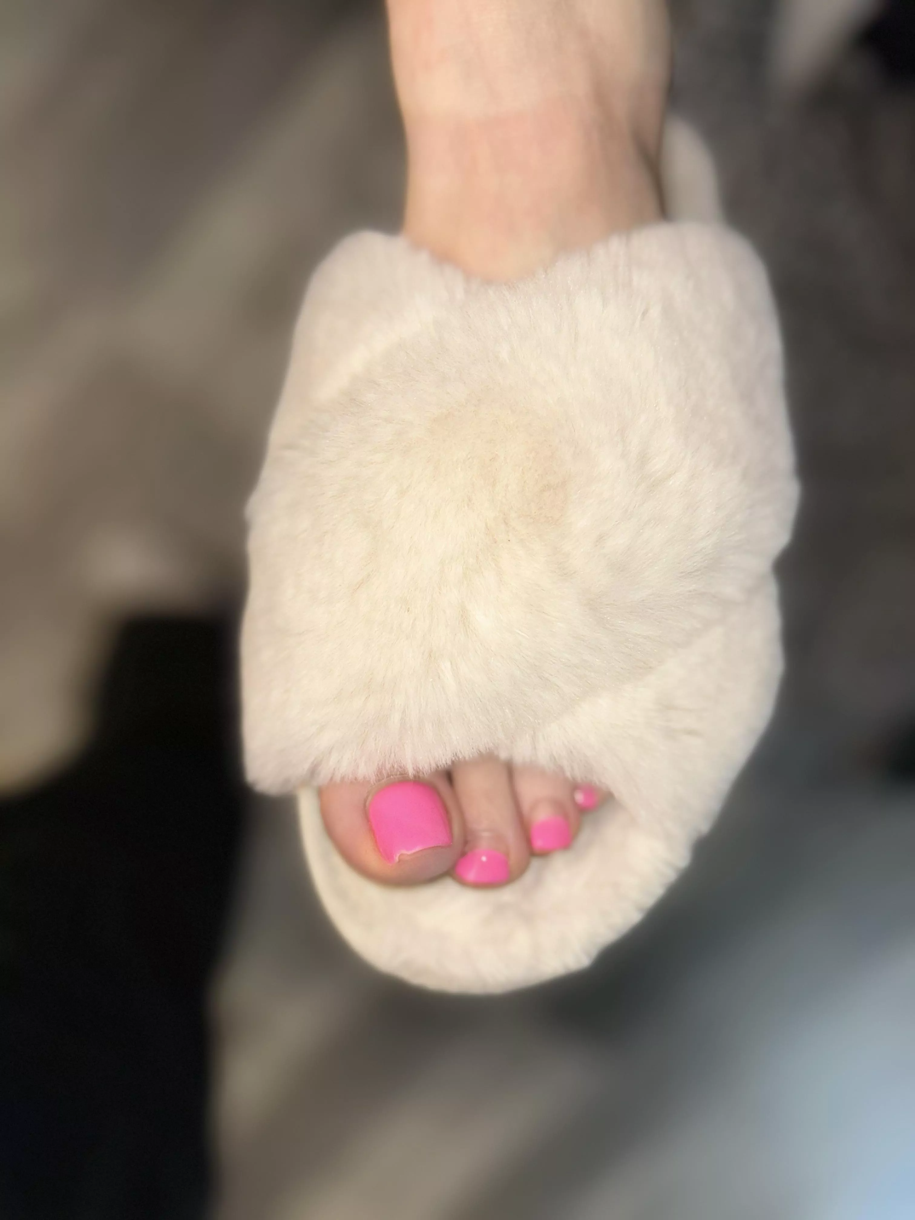 Give mama a little kiss [oc]