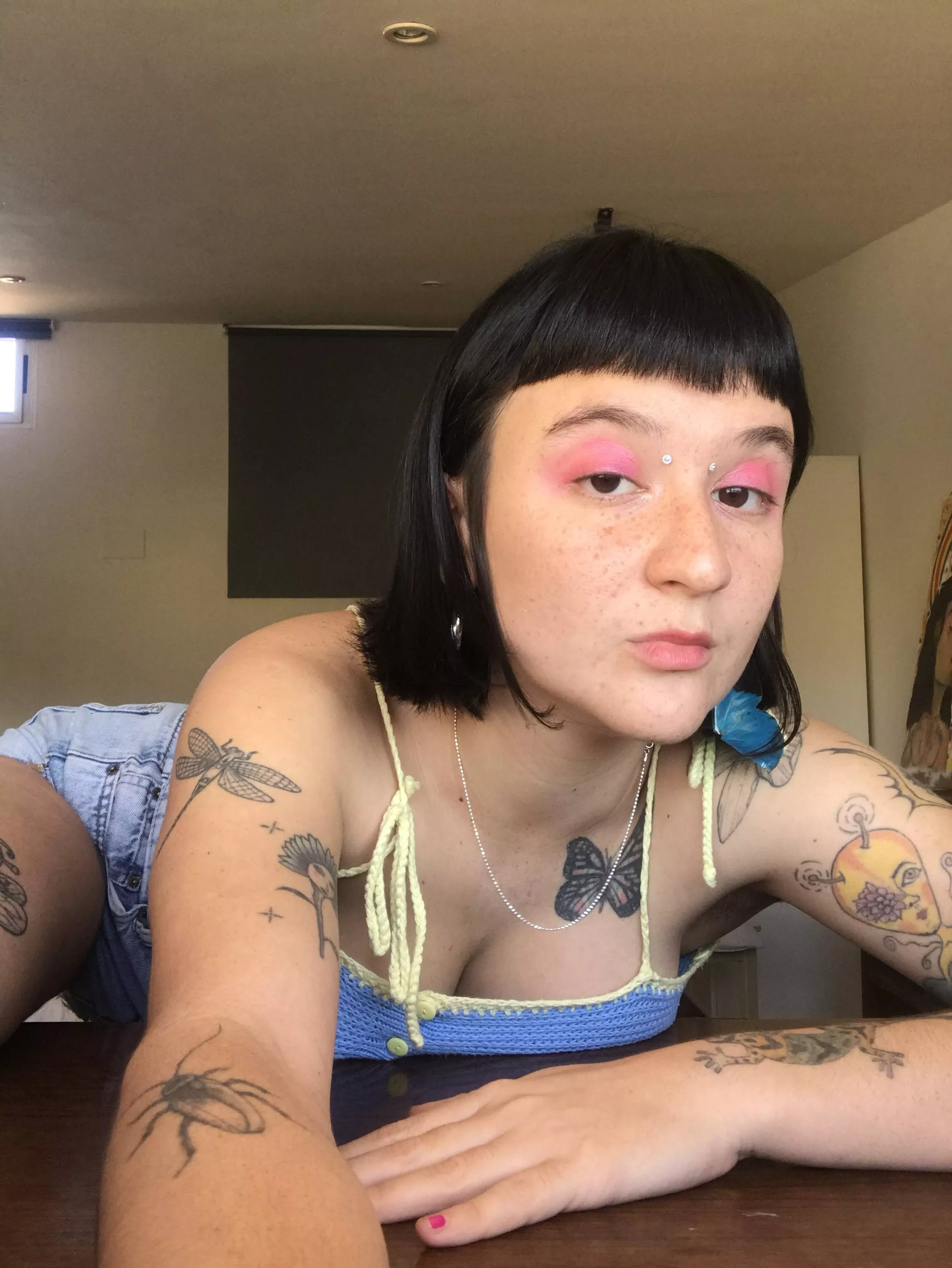 Hi good morning 😳