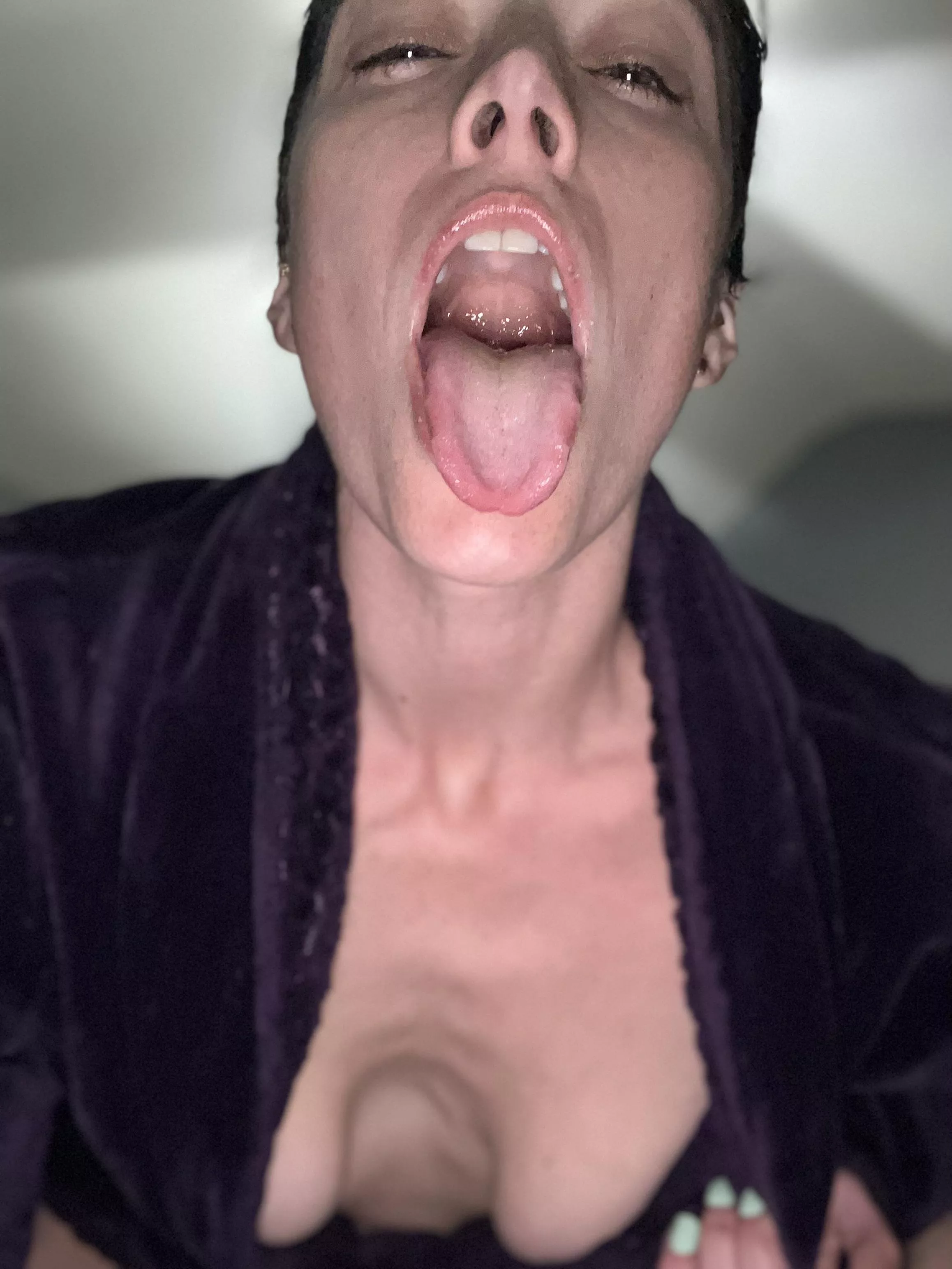 Hit the back of my throat🍆