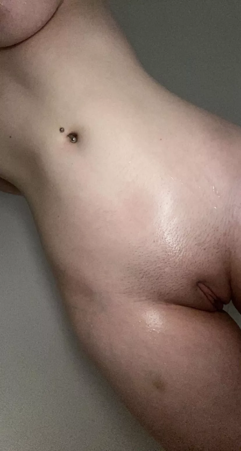 Hows this for a selfie lol :)