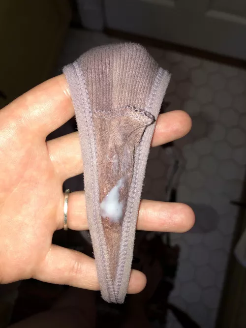 I know you’ve missed me and my dirty panties 😉