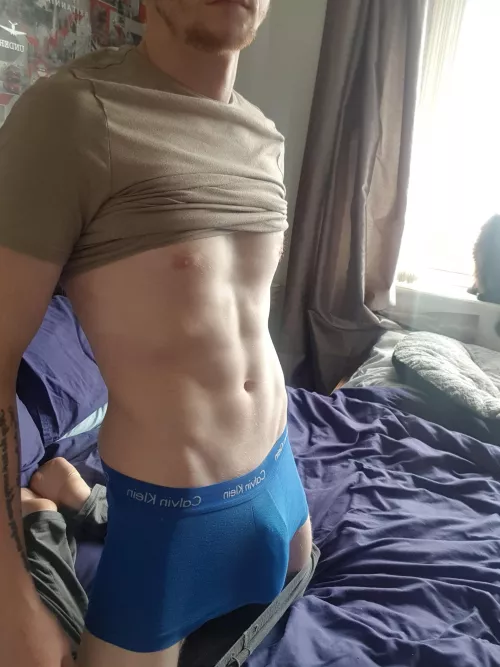 I love the attention I get from showing off