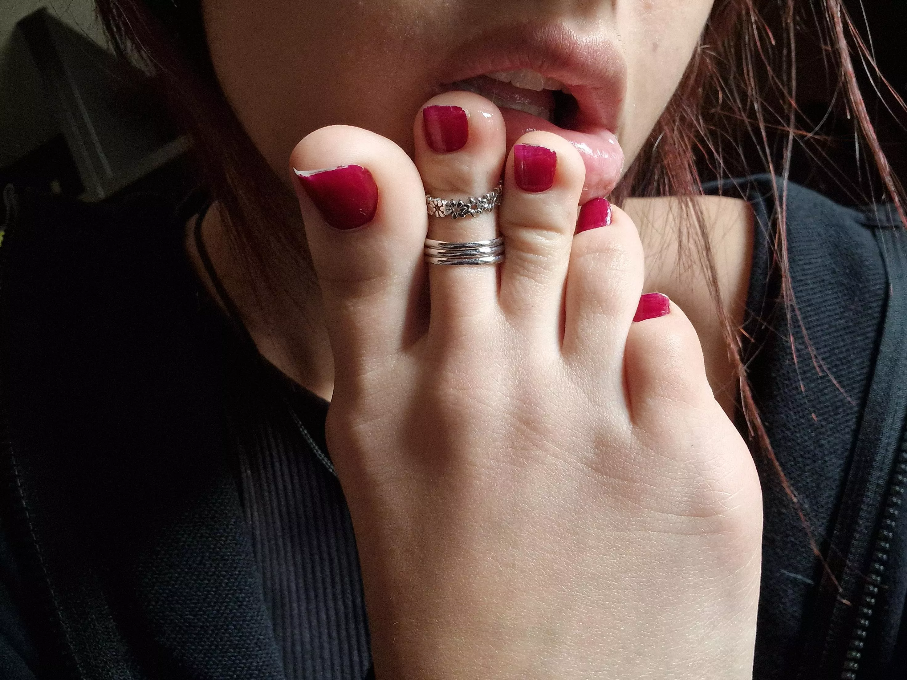 I think I'm addicted to my own feet