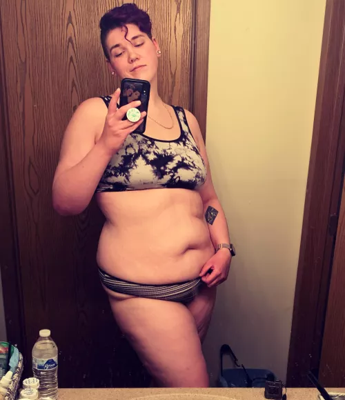 I’d really love to fuck you against this mirror 🫦