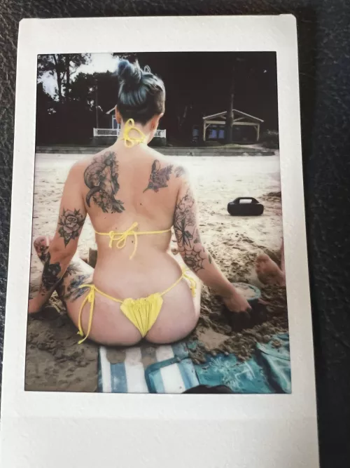 if we date, you have to take hot photos of me like this