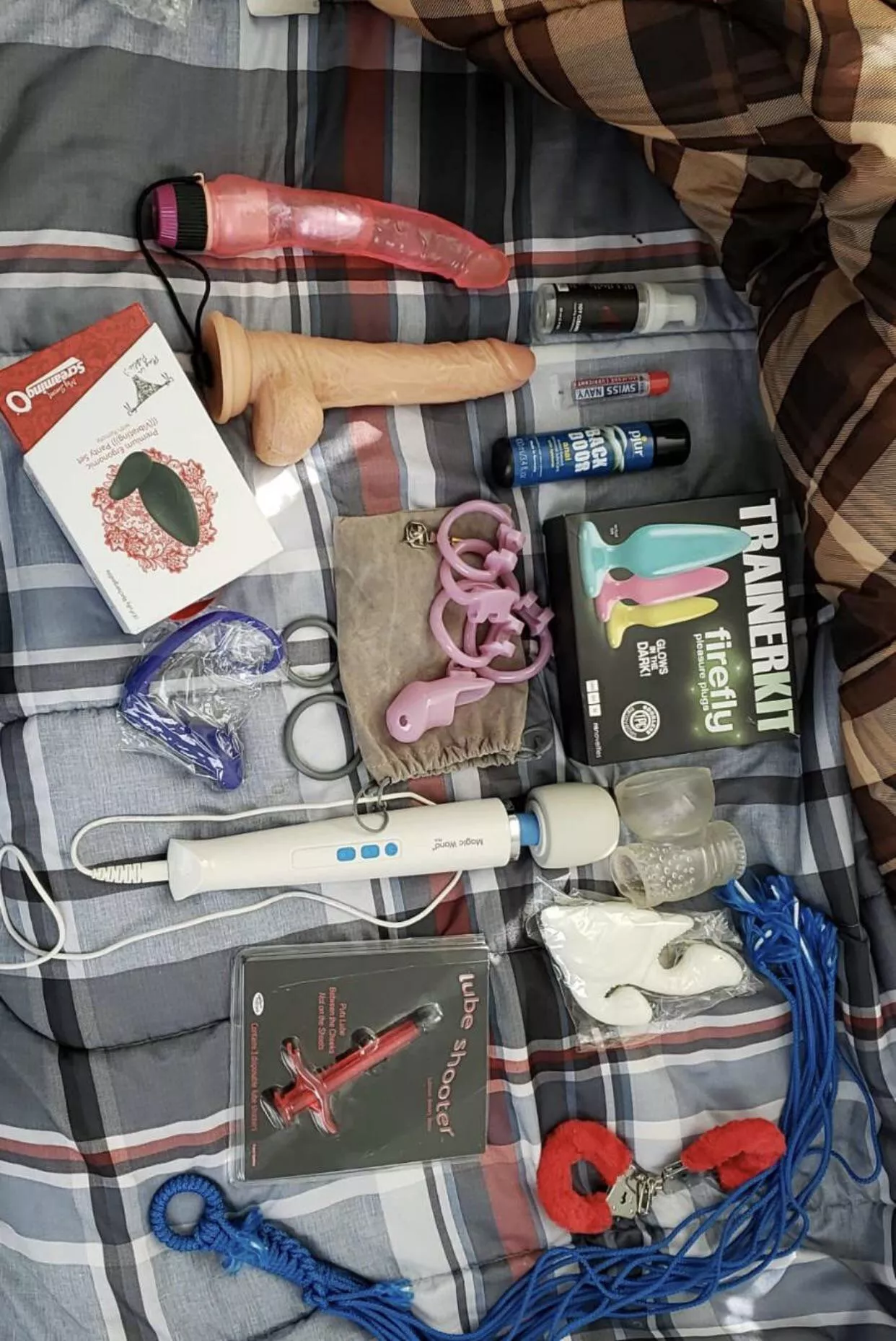 Just downsized, how long should sub sissy awy Stay locked 🔒