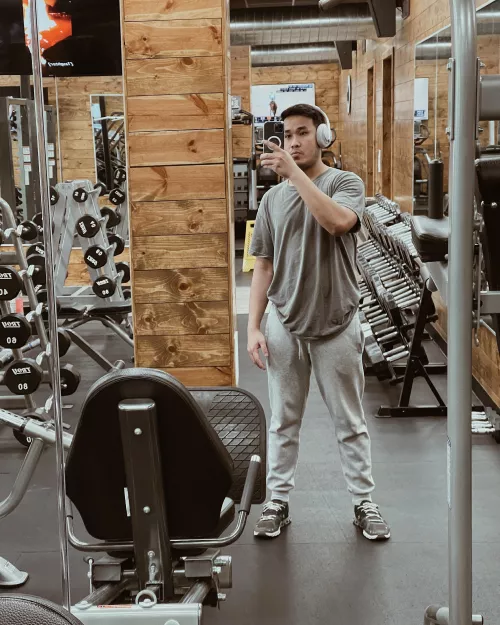 Looking for Fortnite zero build players. CST/PC