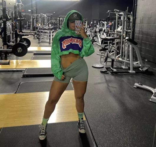 Love a matching gym outfit💚