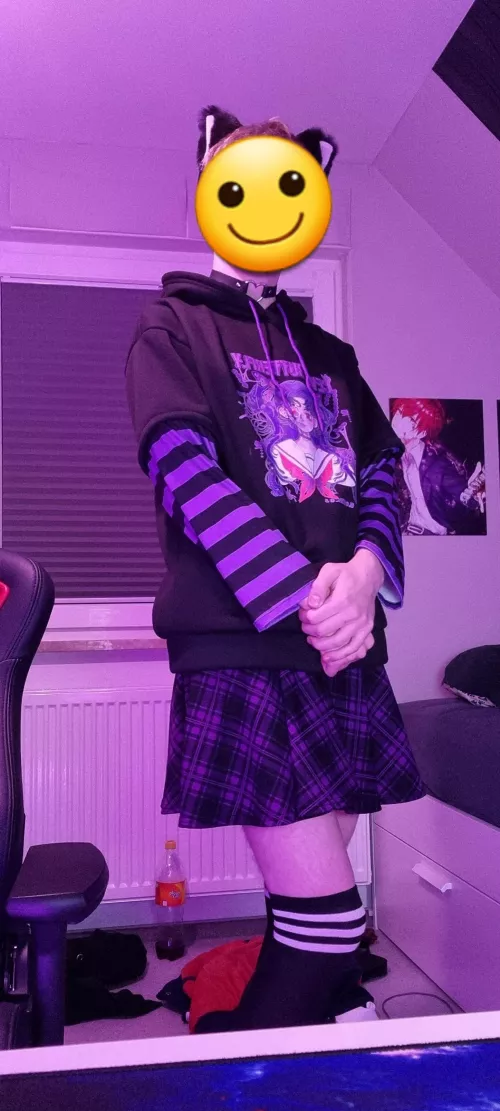 my outfit is complete :)